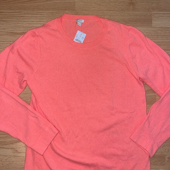 J. Crew Coral Sweater - Picture 4 of 6
